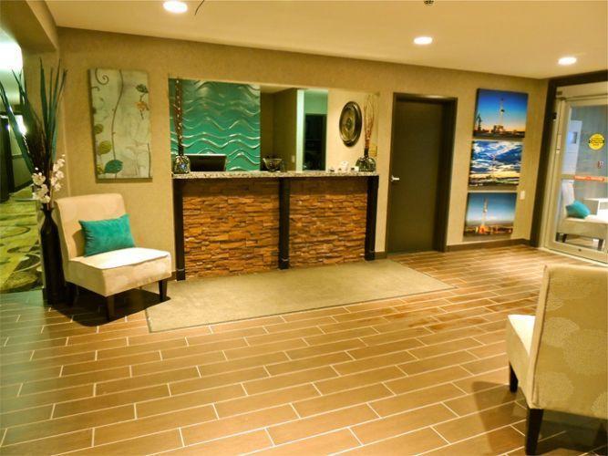 Western Star Inn And Suites Carlyle Buitenkant foto